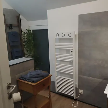 L'ile D'amelie Ciney