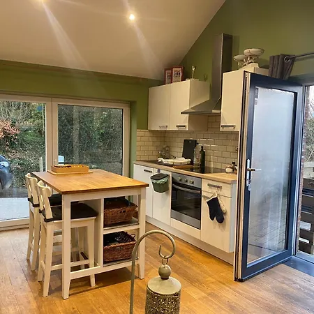 L'île D'amélie * Ciney