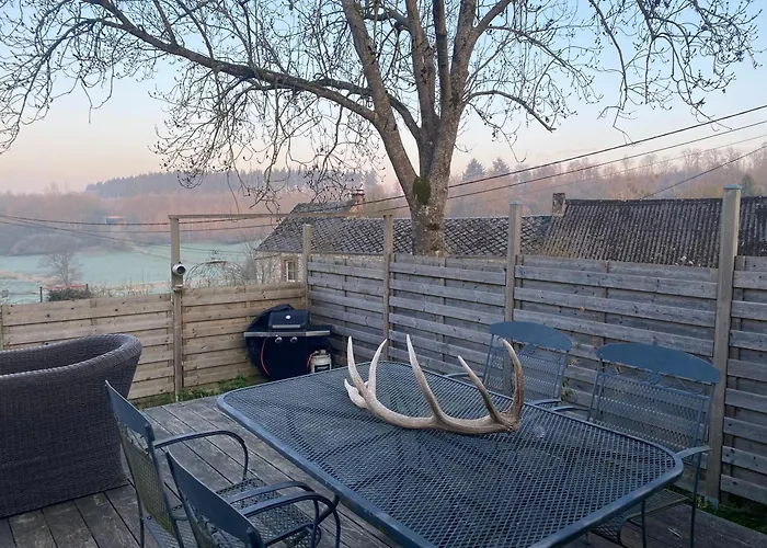 L'île D'amélie * Ciney